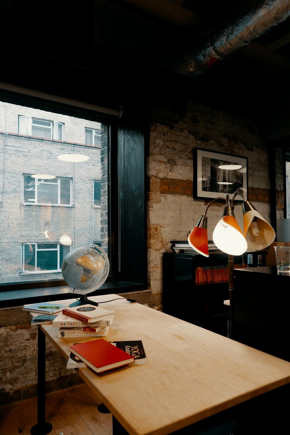 Zephyron Alquinth Studio